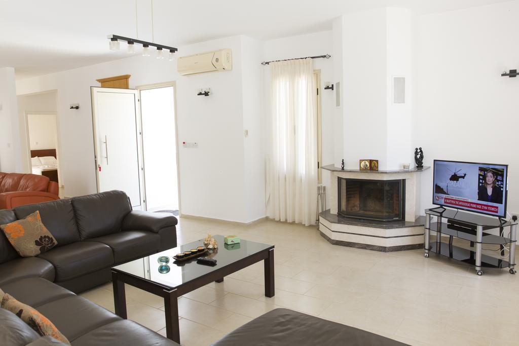 Eliofos Luxury Villa Polis Luaran gambar