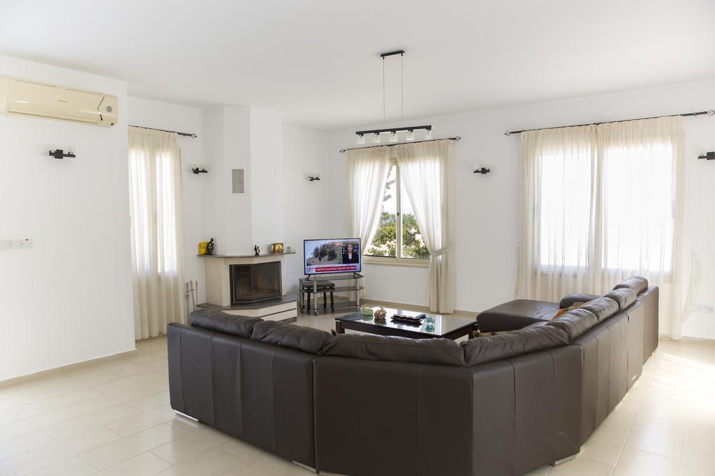 Eliofos Luxury Villa Polis Luaran gambar